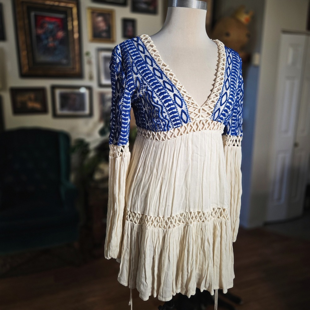 Free People Dahlia Embroidered Boho Long Sleeve Mini Dress Blue Cream Size 4